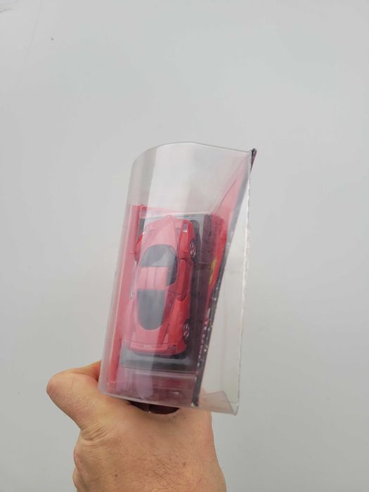 Machetă Ferrari Enzo cu telecomandă, replică 1 x 50 , ediție Shell