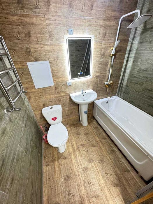 Аренда квартира Торговый Центр 3-комнатная р-н Чиланзар-4