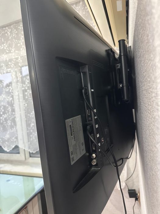 Продам телевизор Samsung 43 диагональ