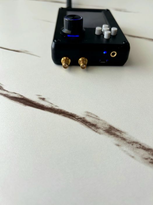 Sistem HackRF One PortaPack H2 cu Mayhem si Card 64GB