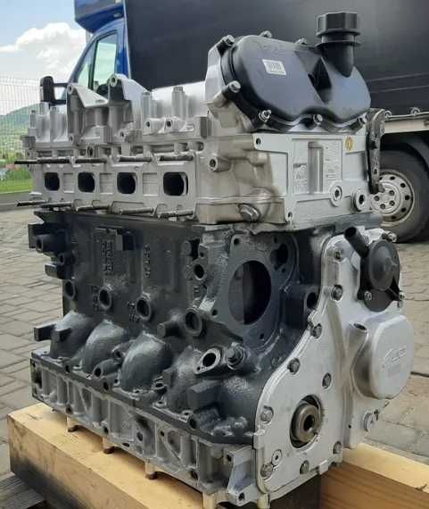 Motor fara anexe camion Iveco - F4AE reconditionat - Piese motor/Iveco