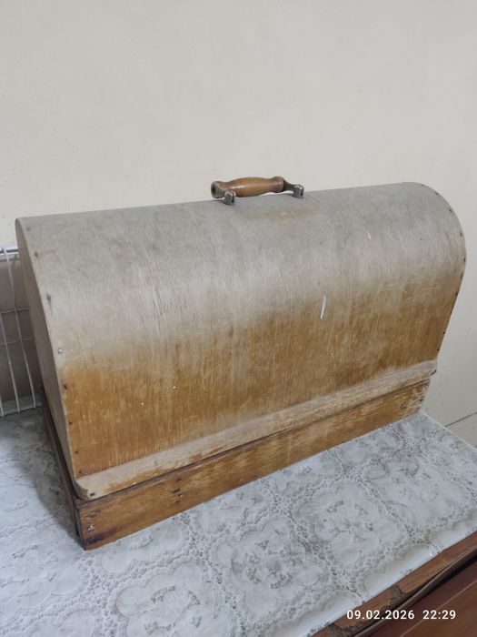 Продаётся швейная машина