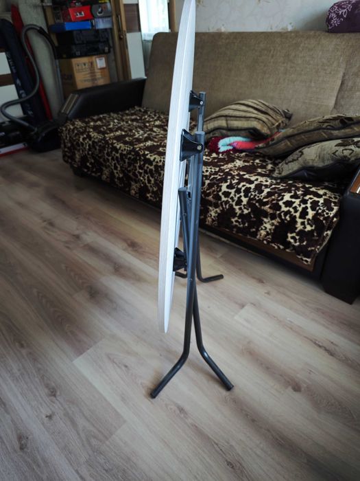 Стол круглый обеденный