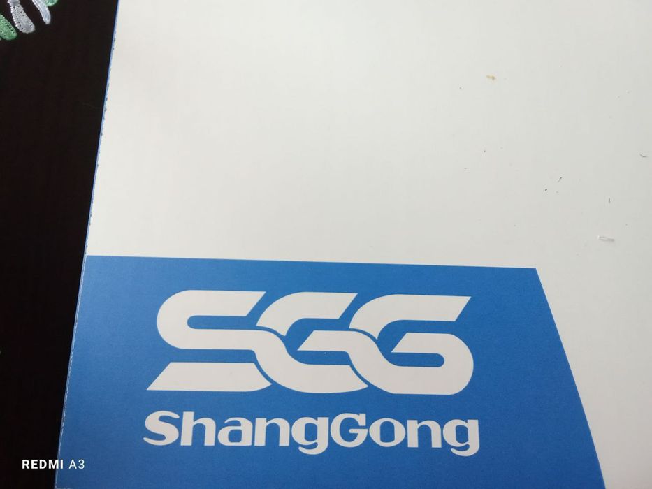 Yangi ishlatilmagan tikuv mashinalari oddiy chok va averlok