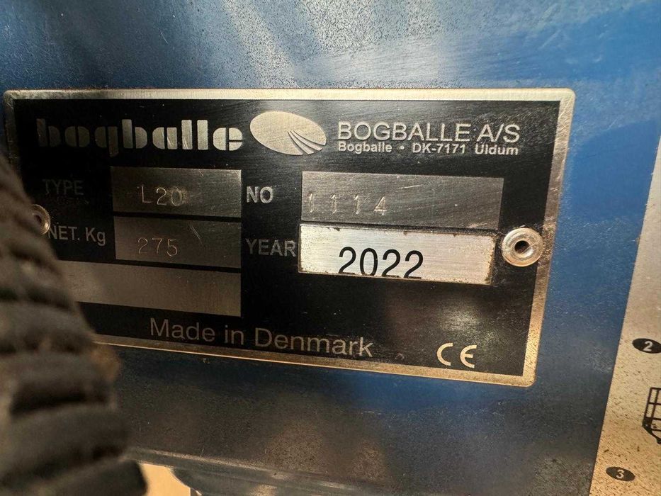 Masina de fertilizat Bogballe A/S L20 cu macara