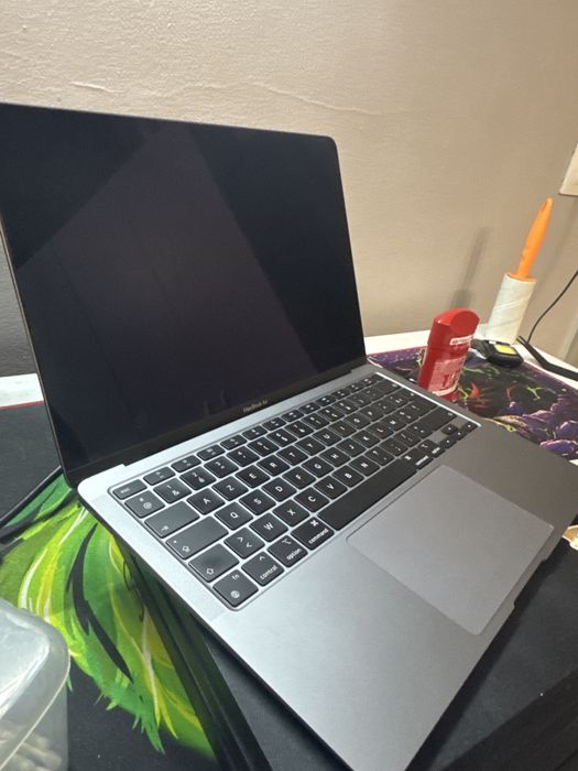Dezmembrez macbook air m1