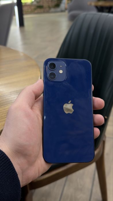 продам Iphone 12 128