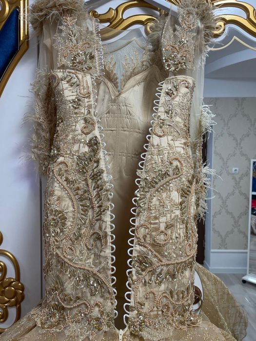 Rochie Queen Ymperial Dress  .