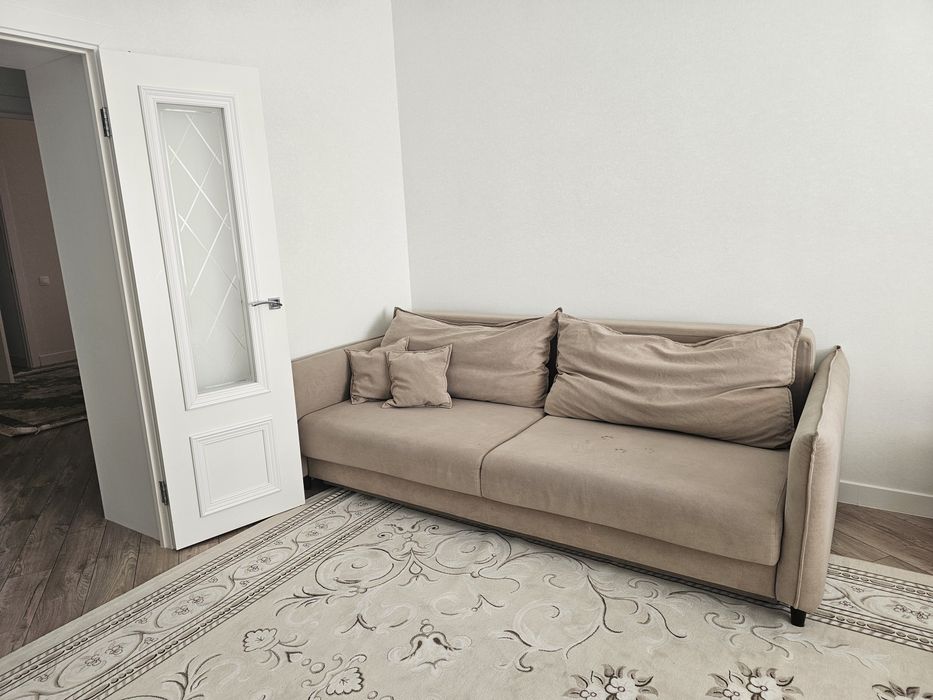 Срочно продам раскладной диван