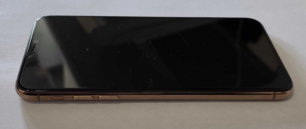 Iphone 11 Pro Max 64GB battery health 78%