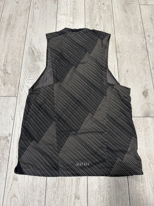 Adidas потник