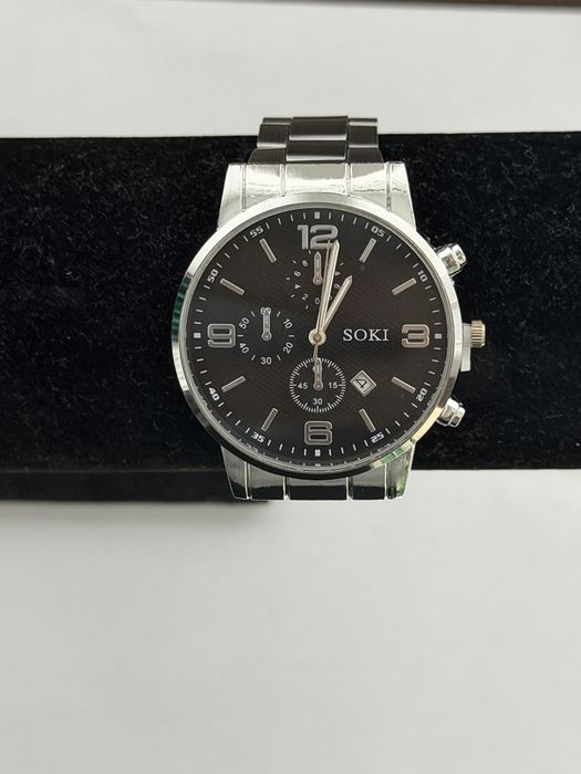 Ceas de mâna Soki