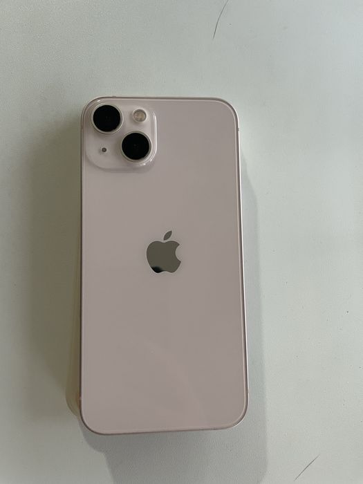 Apple iPhone 13 256Gb Розовый (pink)