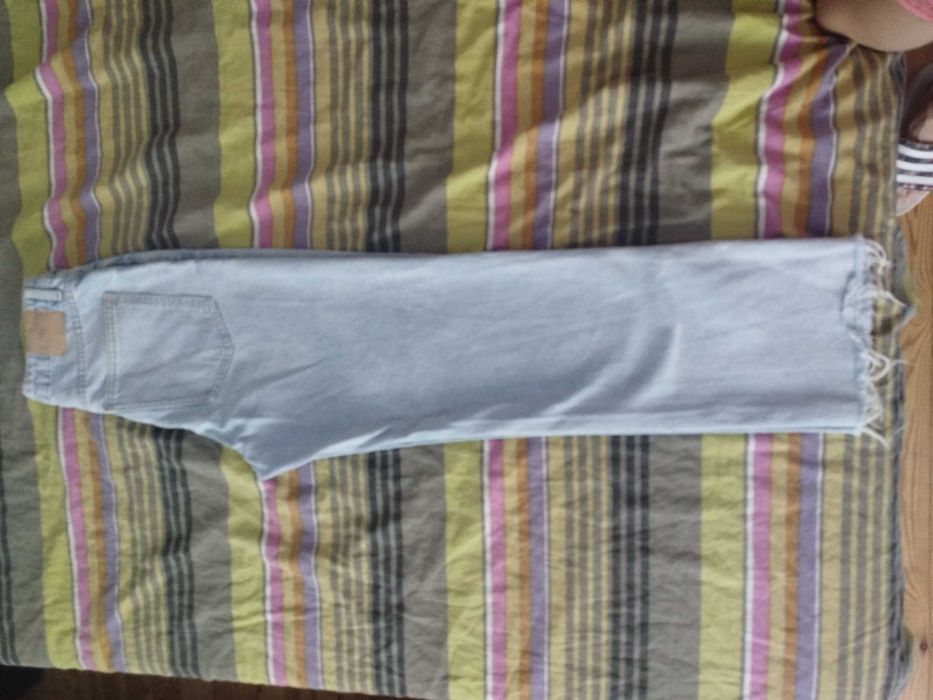 Дънки  на   Zara