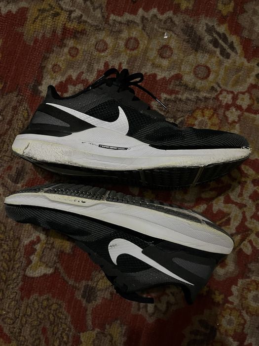 Летние кроссовки nike 42 размер