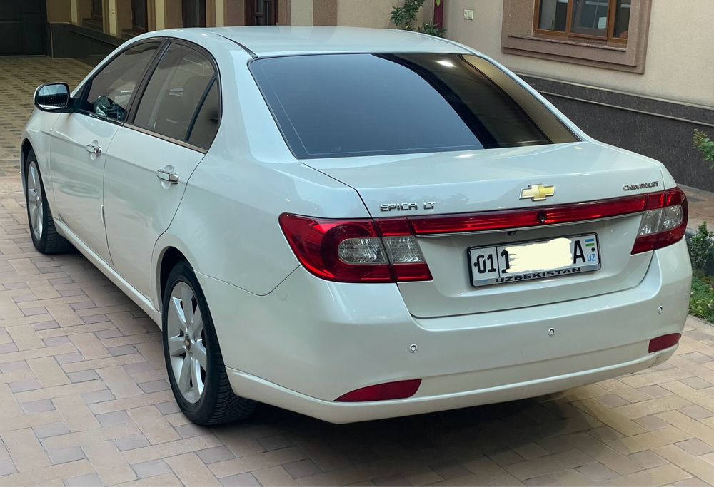 Продам свой Chevrolet Epica 2010