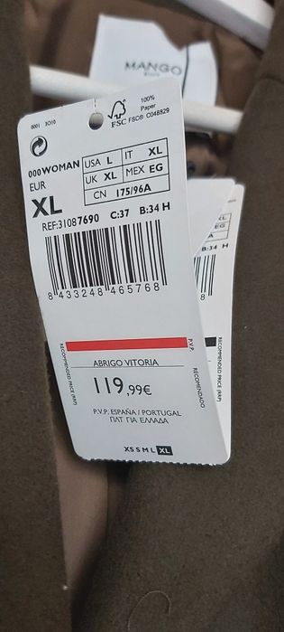 Vând palton Mango nou cu etichetă din lână, achiziționat online.