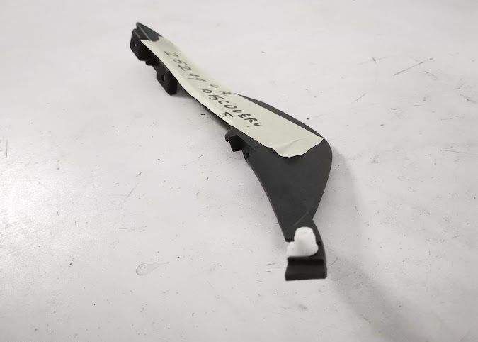 Deflector Noroi Dreapta Bara Fata original Land Rover  Discovery  5 [2