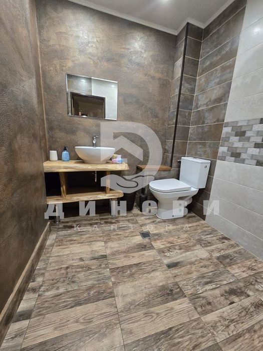 Продава тристаен до 9то ОУ