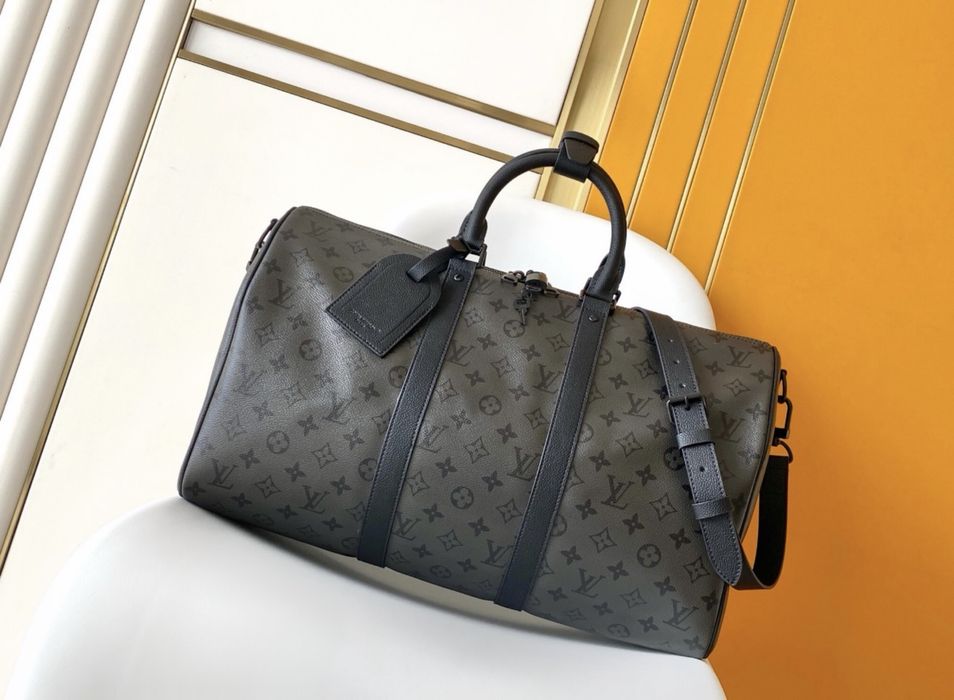 Louis Vuitton чанта сак