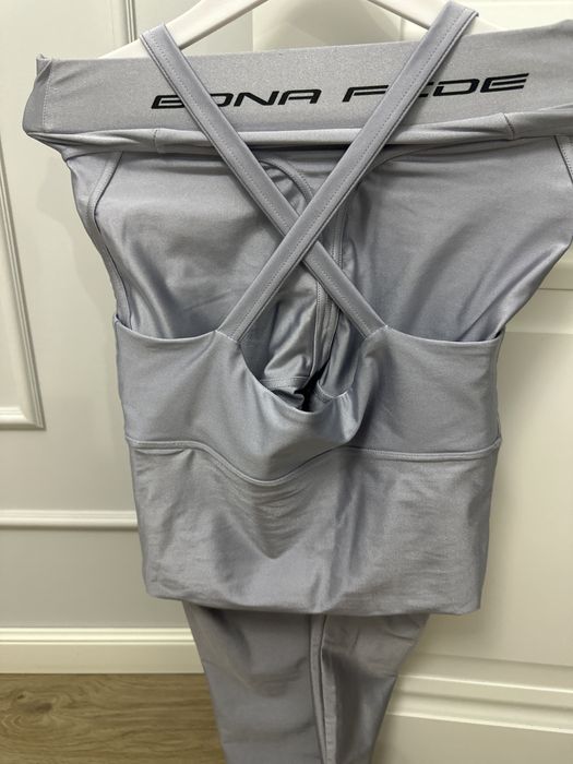 Фитнес одежда от боенда Bona fide.