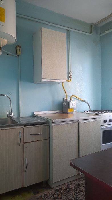 Фаргона шахар марказ жойдан обл газ, хамкорбанк ёнида 1 хона 1этажда к