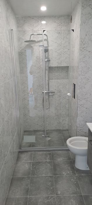 Стъклен параван за баня тип "Хармоника"