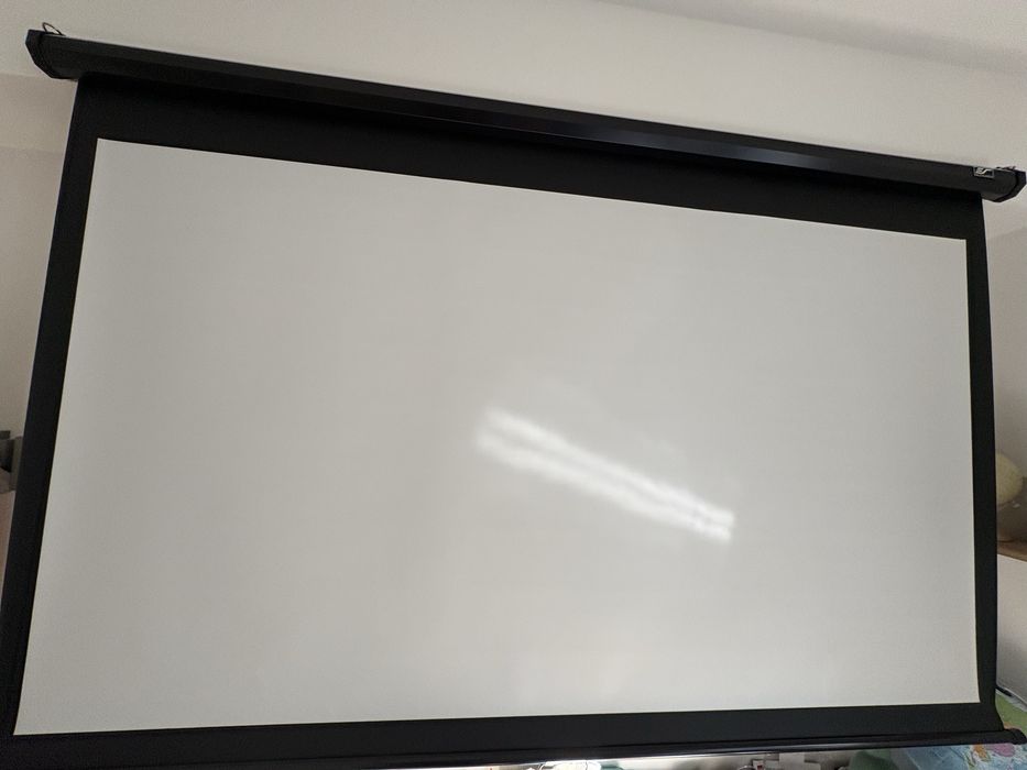 Ecran proiectie perete/tavan Elite Screens