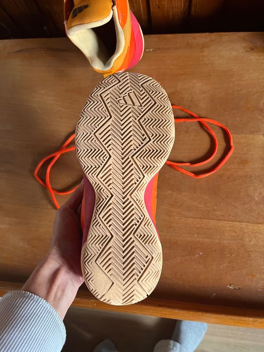 Adidas за момче в страхотен цвят