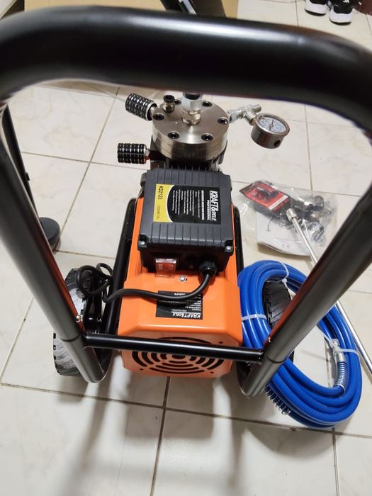 Pompă de zugrăveli profesională