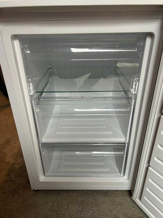 Чисто Нов фризер CROWN