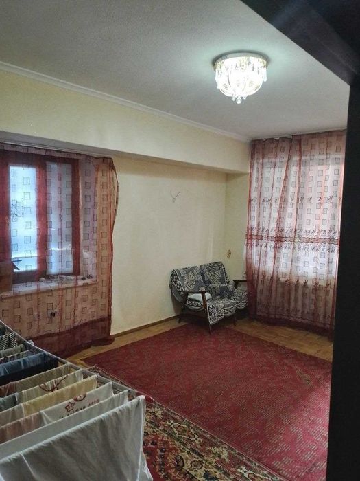Продается  квартира коракамишда 1 хона срочно сотилади !