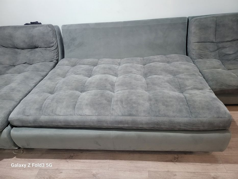 Продам диван в хорошем состояние
