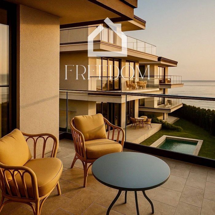 Продава се Къща в Бяла - 300 кв.м за 1097 €/кв.м - Снимка #4