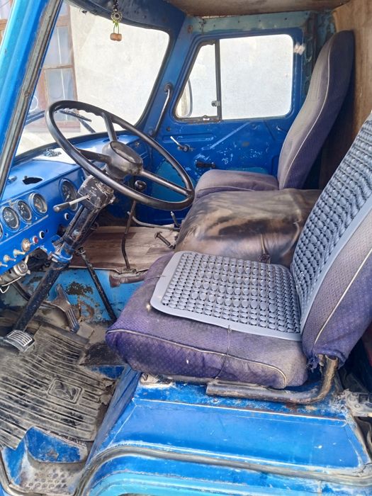 Uaz bortovoy 1980yil