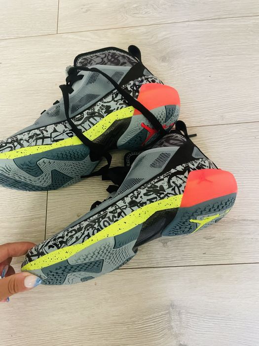 Jordan Nike маратонки 38