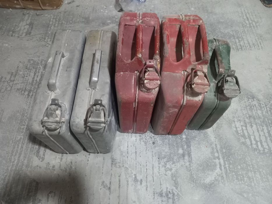 Konteyner benzin uchun