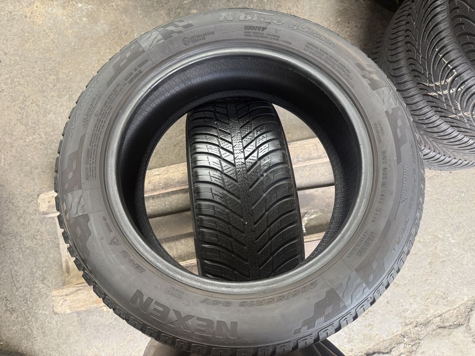 2x Anvelope all season  205/55 r16 M+S -Nexen N"Blue 4 Season All Weather