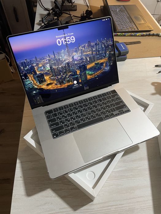 MacBook PRO 16 M2 PRO