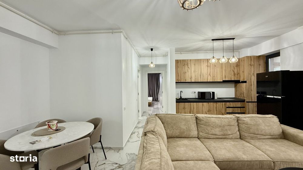 Apartament cu 3 camere si 2 locuri de parcare in Mamaia frontal la MAR