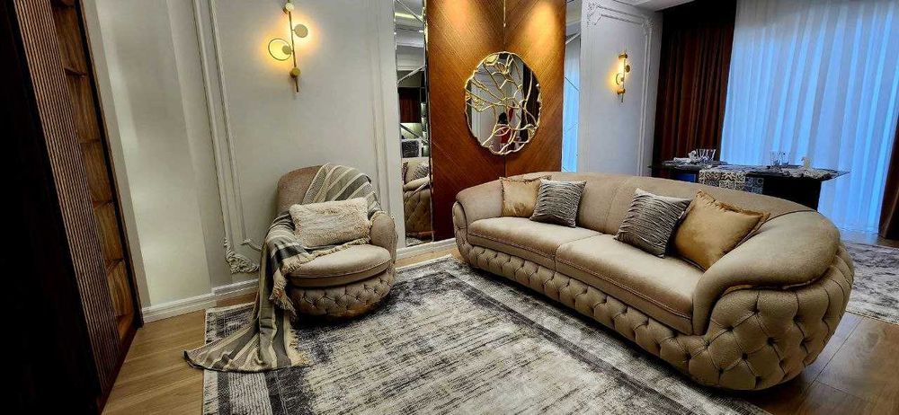 Набор мягкой мебели. Диван и кресло