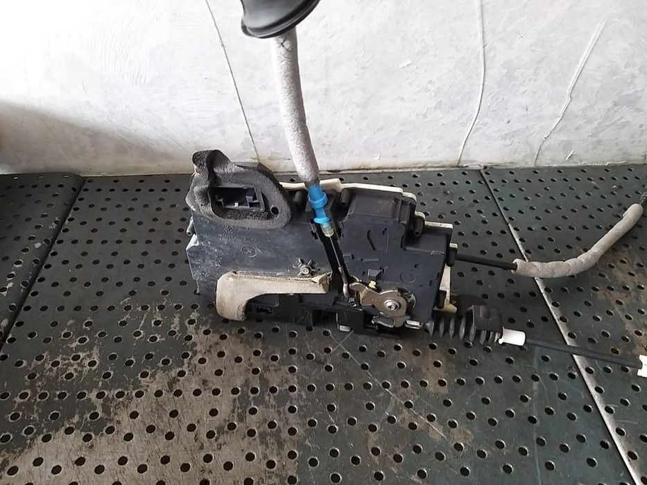 Broasca usa stanga fata audi a6 c8 4k 4k1837015k