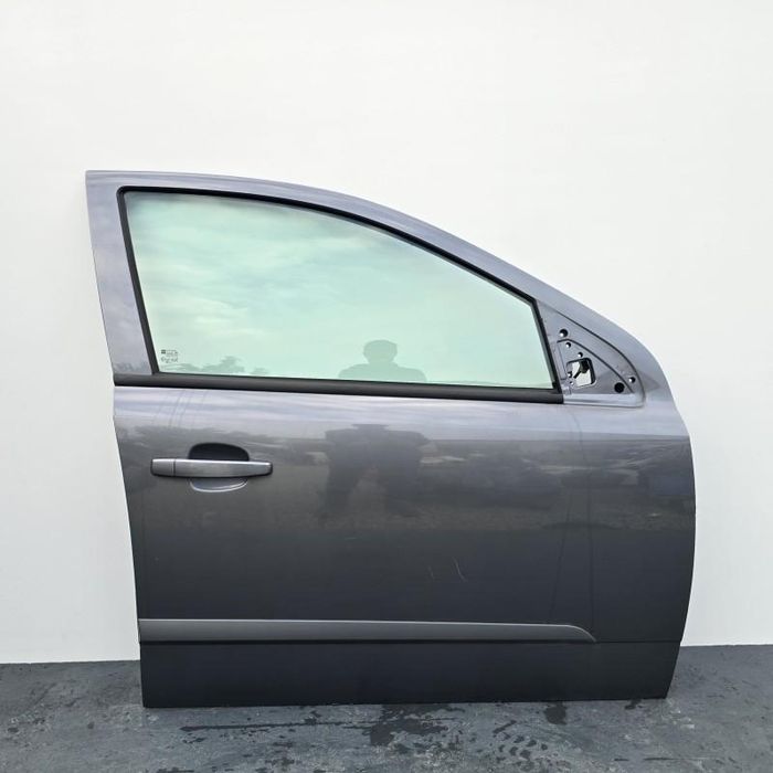 Portiera usa Z177 fata dreapta completa Opel Astra H facelift