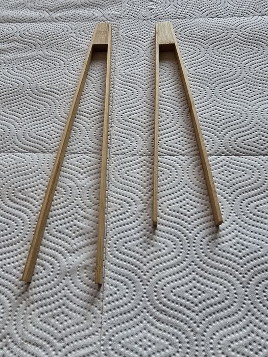 Бамбуковый пинцет.