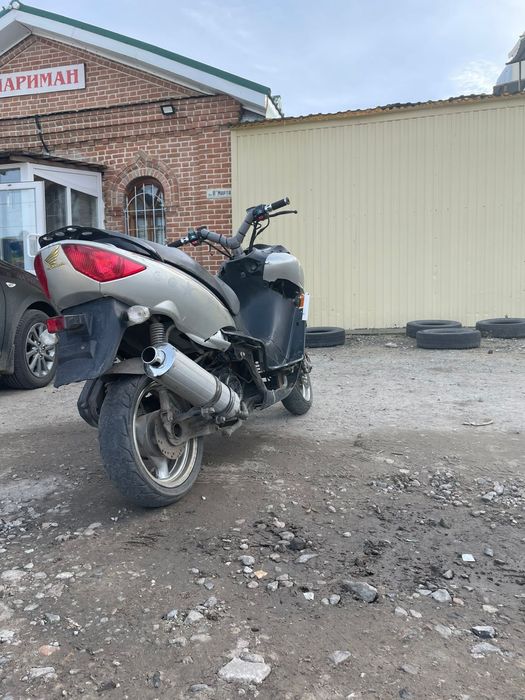 Продам  скутор 150 куб