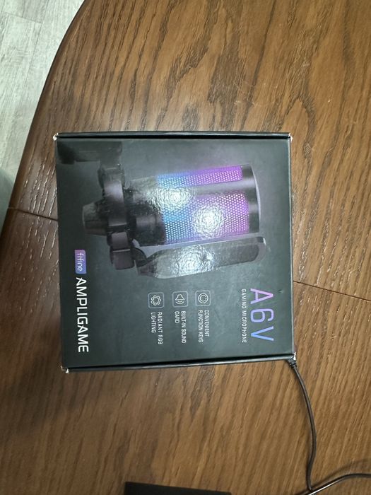 Продам микрофон fifine A6V
