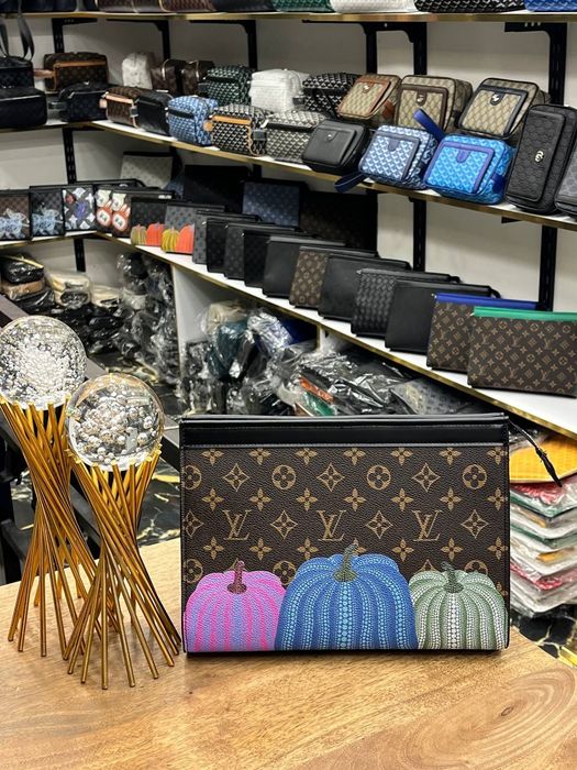 Мъжка чанта клъч различни модели