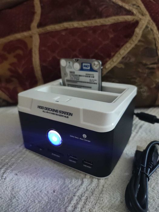 HDD Docking Station Dual SATA 2.5"/3.5" + USB 3.0 + Card Reader