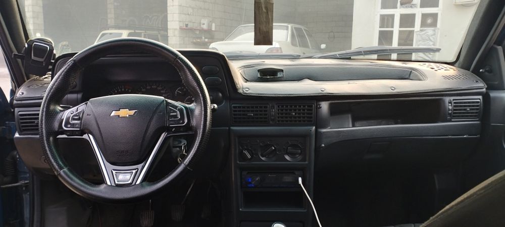 Tayyor rasxodi yoq mashina sotiladi sons tramblyor