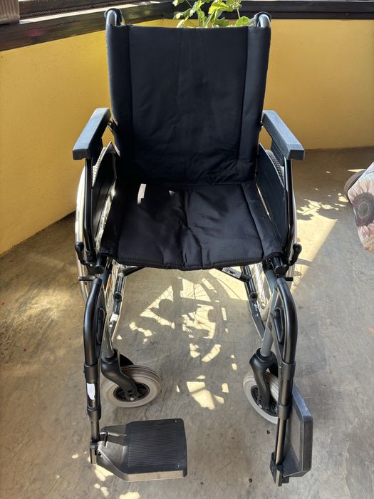 Инвалидна количка